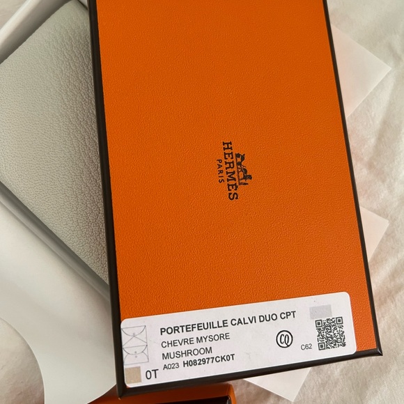 Hermès calvi duo card case - Picture 3 of 4